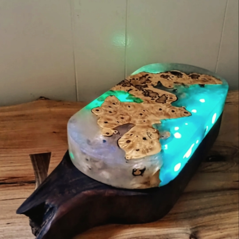 NIGHTLIGHT